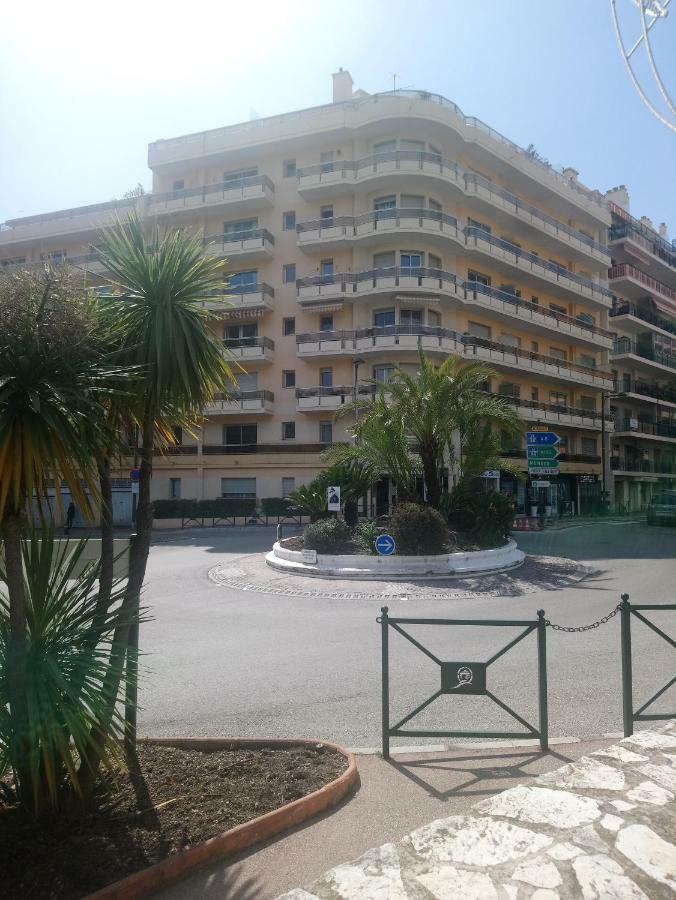 Joli Appartement Entre Menton Et Monaco Roquebrune-Cap-Martin Buitenkant foto